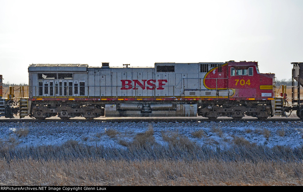 BNSF 704